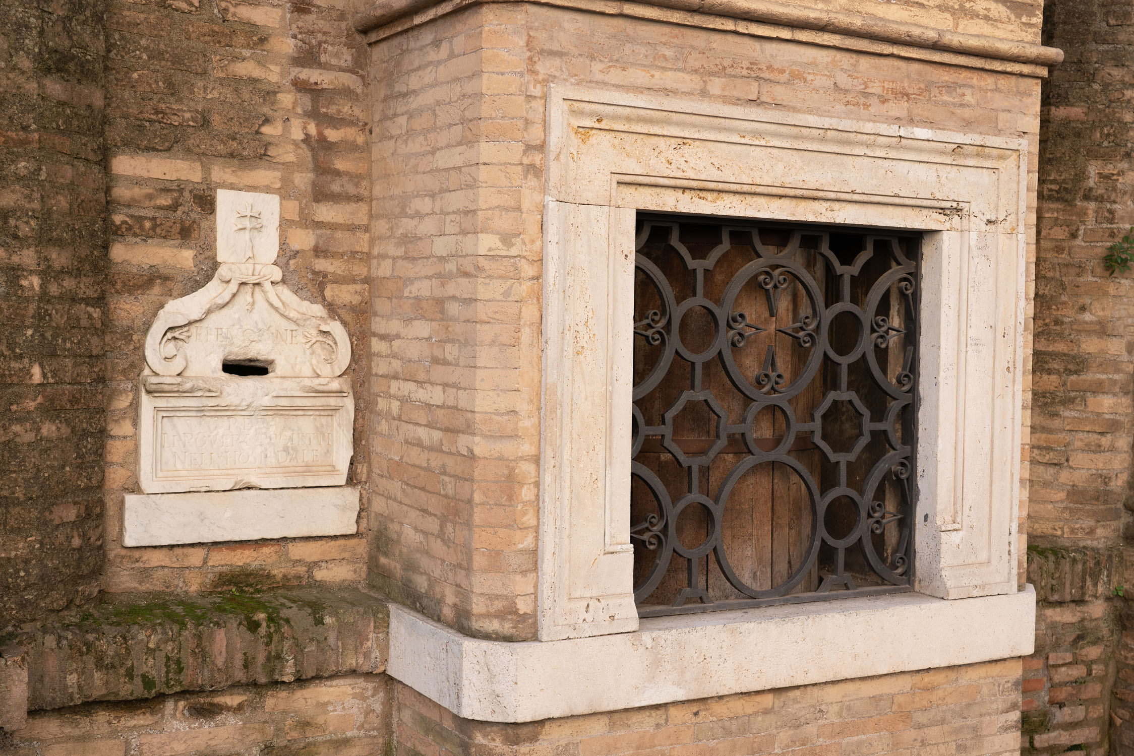 foto-104 Saxia Museum | Percorsi | Corsie Sistine | La Ruota degli Esposti