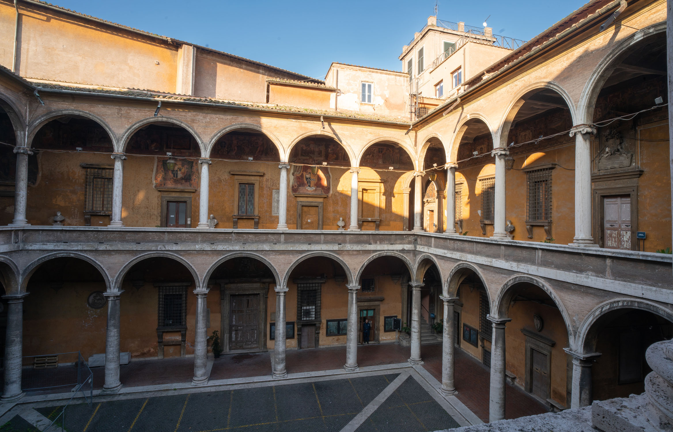 Saxia Museum | Percorsi | Palazzo del Commendatore | Interno del cortile