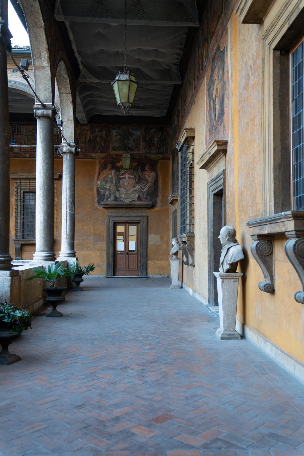 Saxia Museum | Percorsi | Palazzo del Commendatore | Decorazioni e stemmi piano nobile Saxia Museum | Percorsi | Palazzo del Commendatore | Decorazioni e stemmi piano nobile