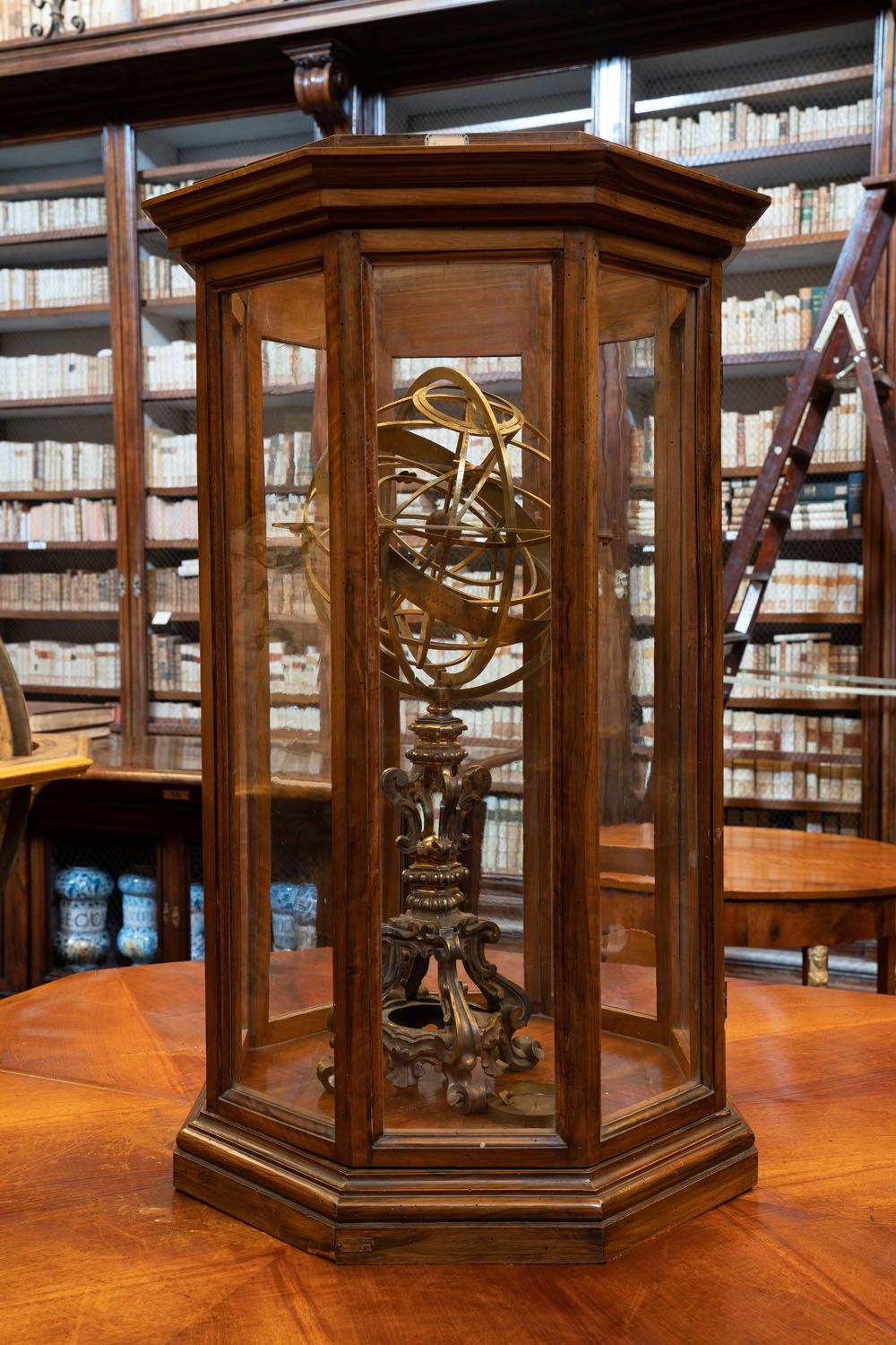 Saxia Museum | Percorsi | Biblioteca Lancisiana | Sfera armillare, Simone Barocci (attr.) XVI sec. Saxia Museum | Percorsi | Biblioteca Lancisiana | Sfera armillare, Simone Barocci (attr.) XVI sec.