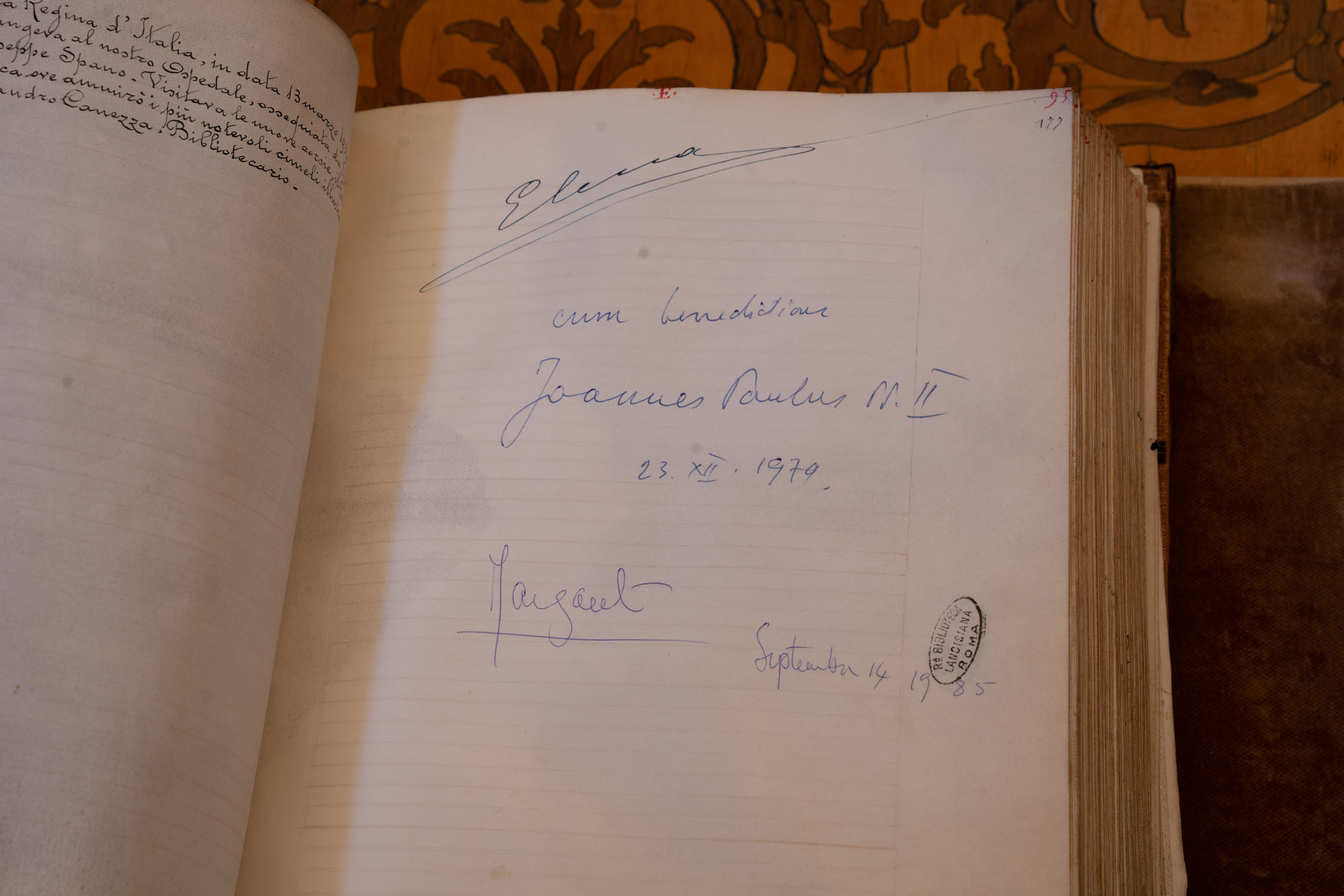 Saxia Museum | Percorsi | Biblioteca Lancisiana | Codice Liber Fraternitatis, XV sec. Saxia Museum | Percorsi | Biblioteca Lancisiana | Codice Liber Fraternitatis, XV sec.