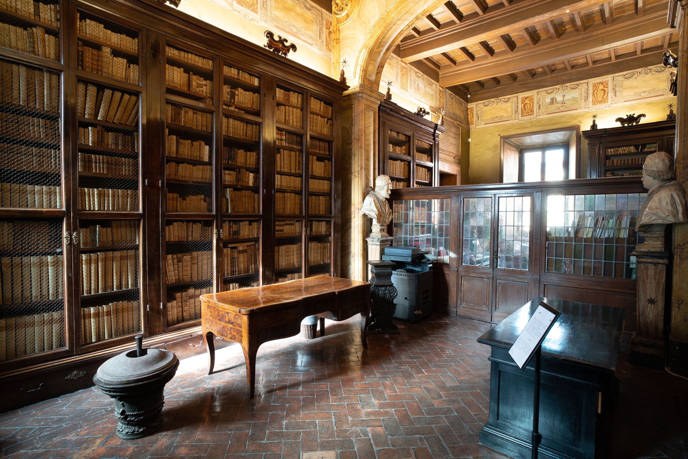 foto-218 Saxia Museum | Percorsi | Biblioteca Lancisiana | Atrio e Vestibulo della Biblioteca, SECC. XVIII-XX
