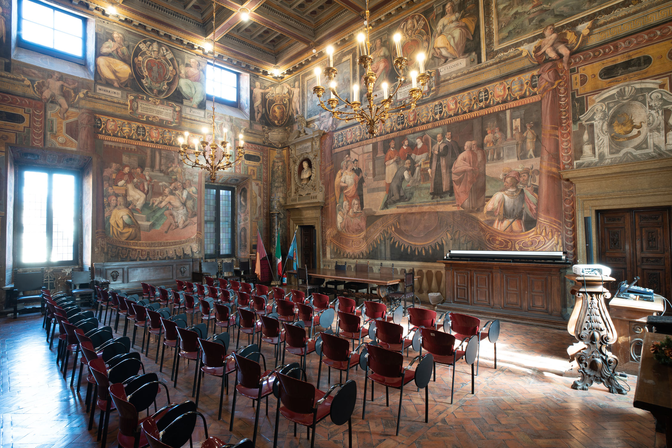 Saxia Museum | Percorsi | Palazzo del Commendatore | Veduta di insieme del Salone