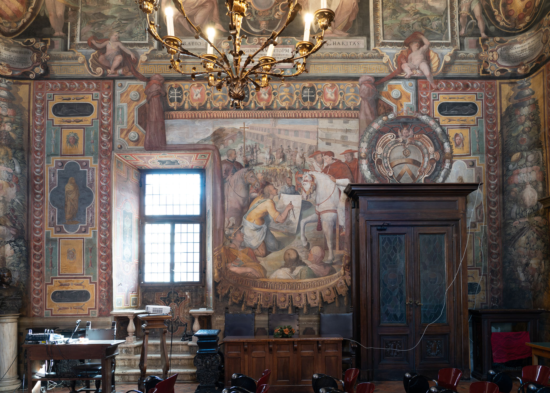 Saxia Museum | Percorsi | Palazzo del Commendatore | Costruzione delle Corsie e stemma Sisto IV